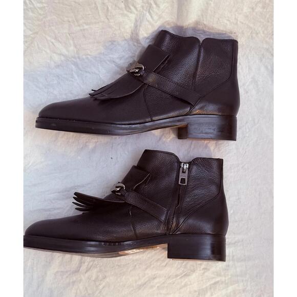 🆕LISTING🆕 Coach Eagle Safar ankle boots. Originally $295 - Picture 4 of 10